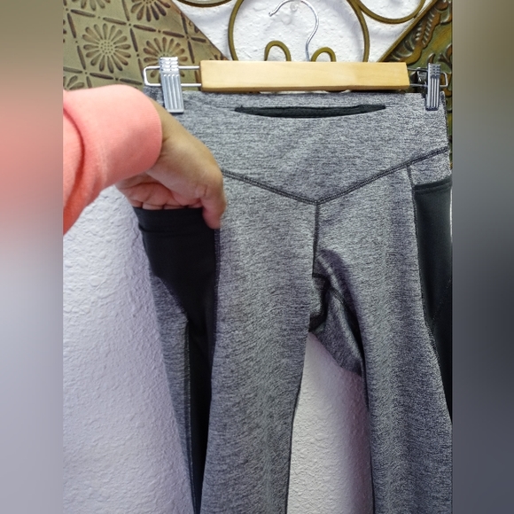 LUCY YOGA PANTS LEGGINGS - Picture 3 of 9